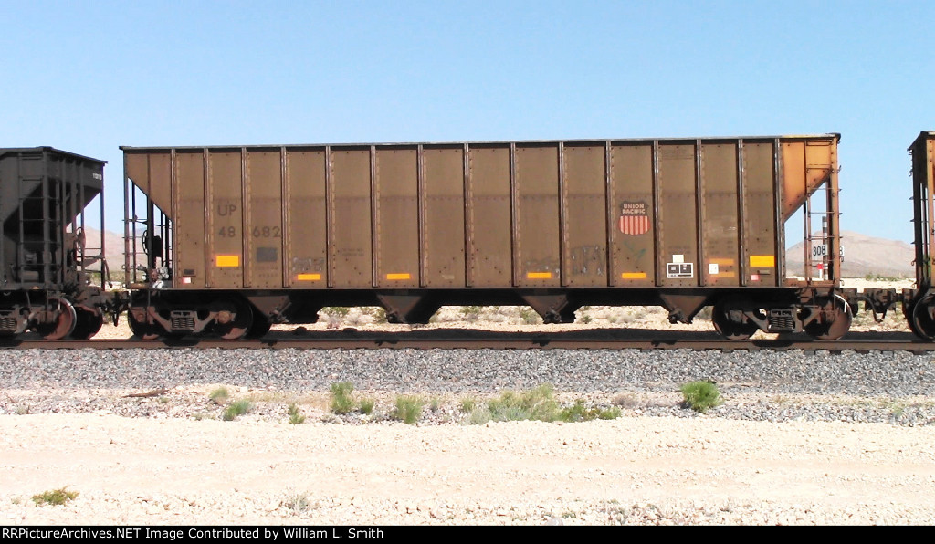 EB Unit Empty Hooper Car Frt at Erie NV -21